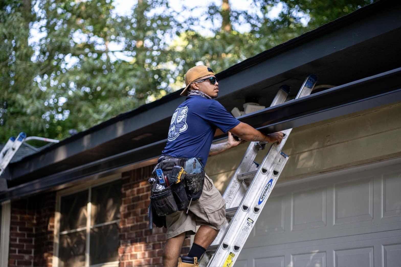 Fitting a new gutter run from the ladder